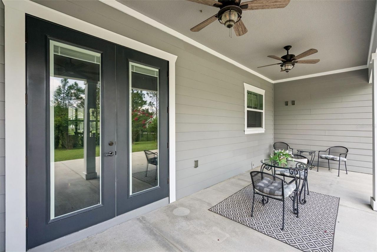 491 W Delaware Avenue, Lake Helen, FL 32744 Photo