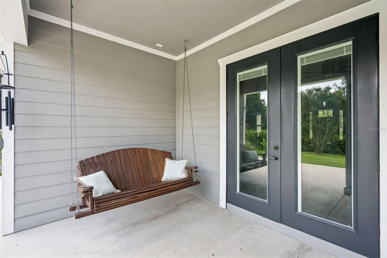 491 W Delaware Avenue, Lake Helen, FL 32744 Photo