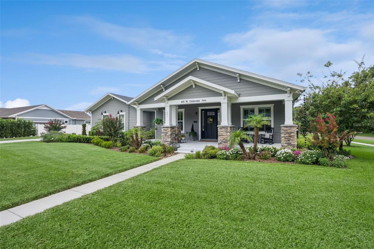 491 W Delaware Avenue, Lake Helen, FL 32744 Photo