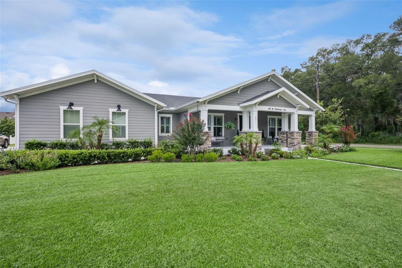 491 W Delaware Avenue, Lake Helen, FL 32744 Photo