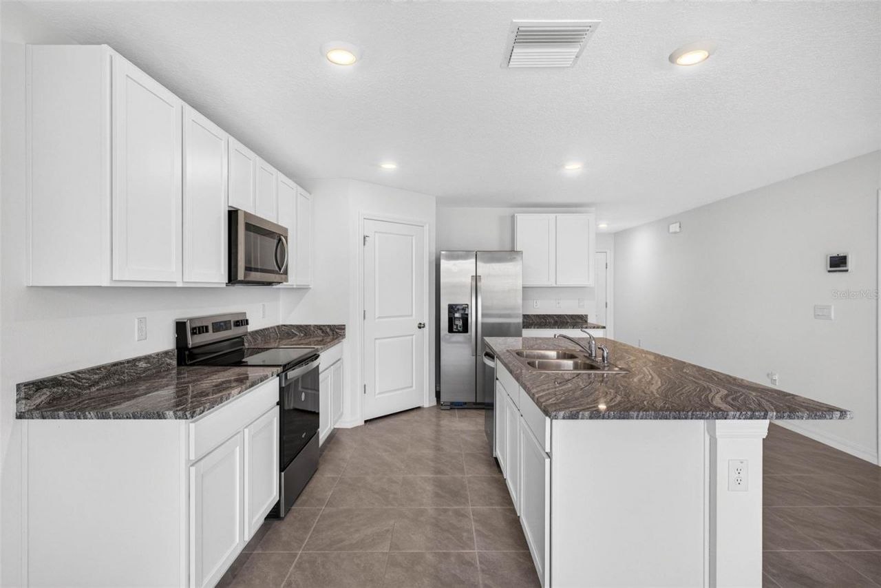 7622 Rosewood Garden Loop, Tampa, FL 33637 Photo