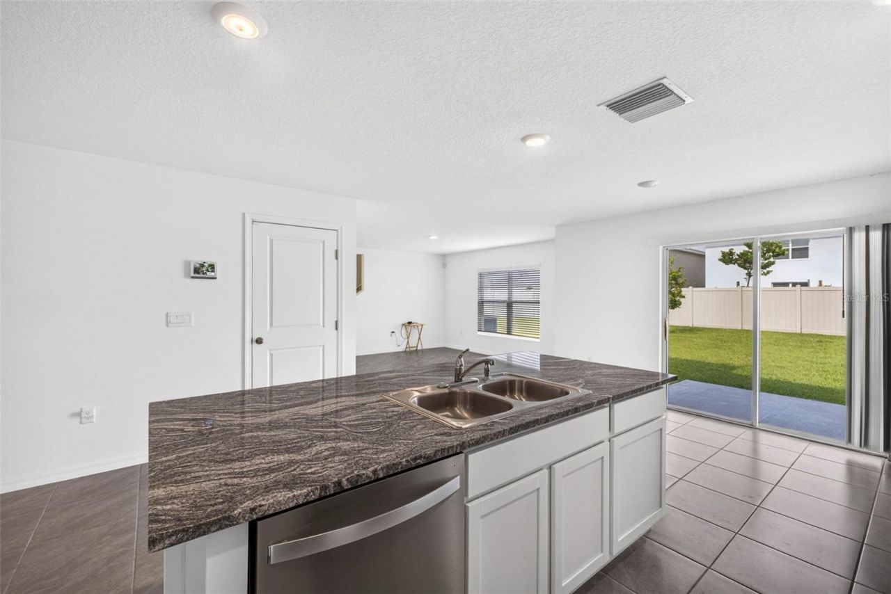 7622 Rosewood Garden Loop, Tampa, FL 33637 Photo