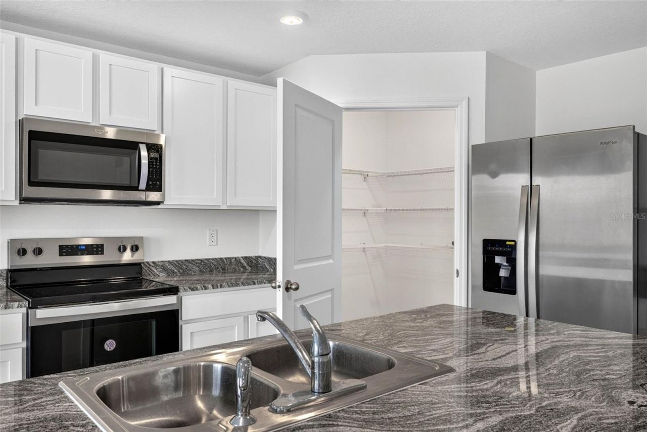 7622 Rosewood Garden Loop, Tampa, FL 33637 Photo