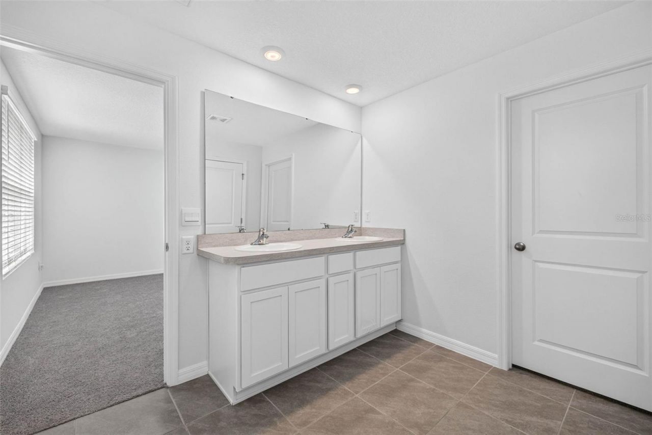 7622 Rosewood Garden Loop, Tampa, FL 33637 Photo