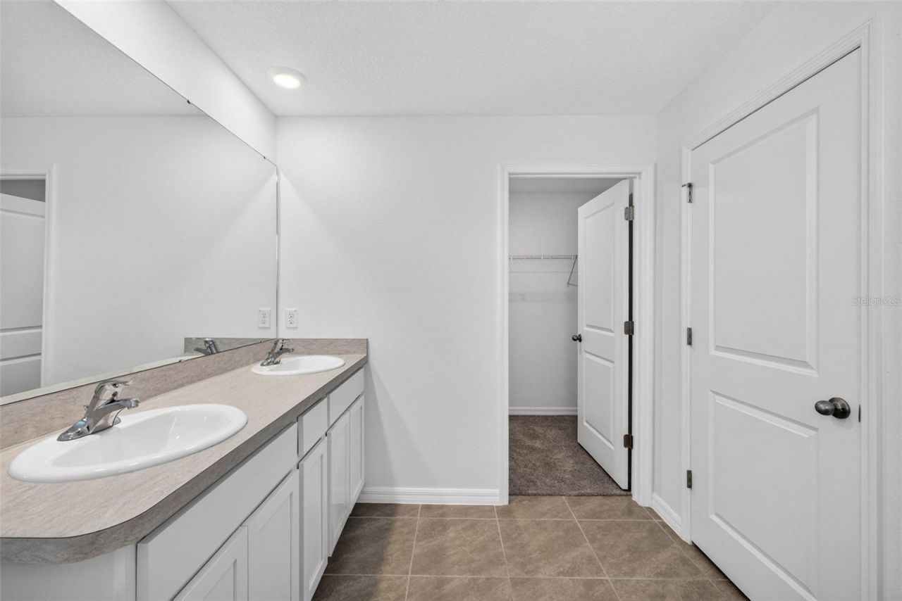 7622 Rosewood Garden Loop, Tampa, FL 33637 Photo