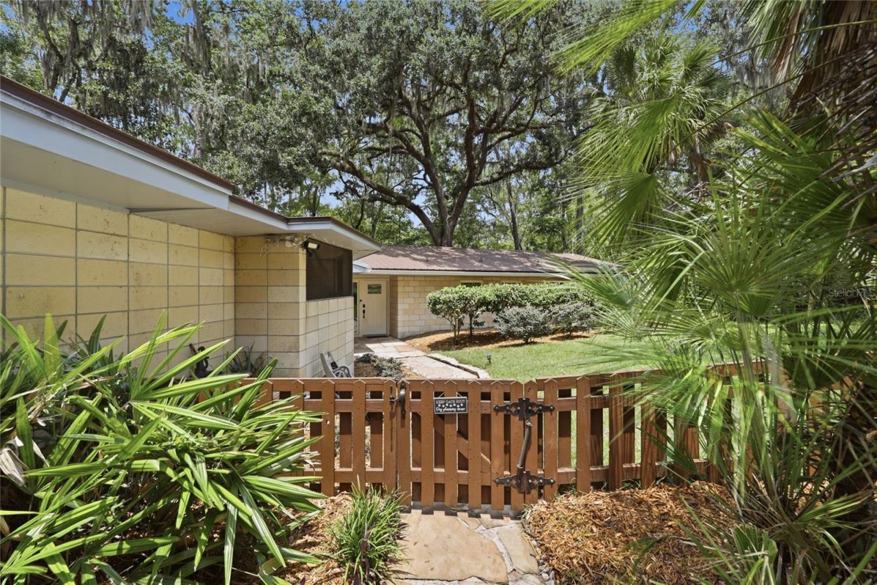 1732 NW 8th Avenue, Gainesville, FL 32603 Photo