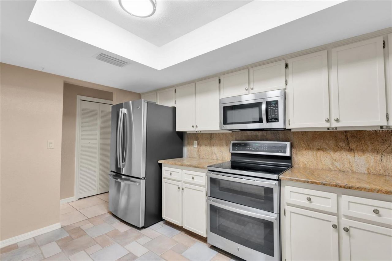 6812 Ridge Top Drive , New Port Richey, FL 34655 Photo