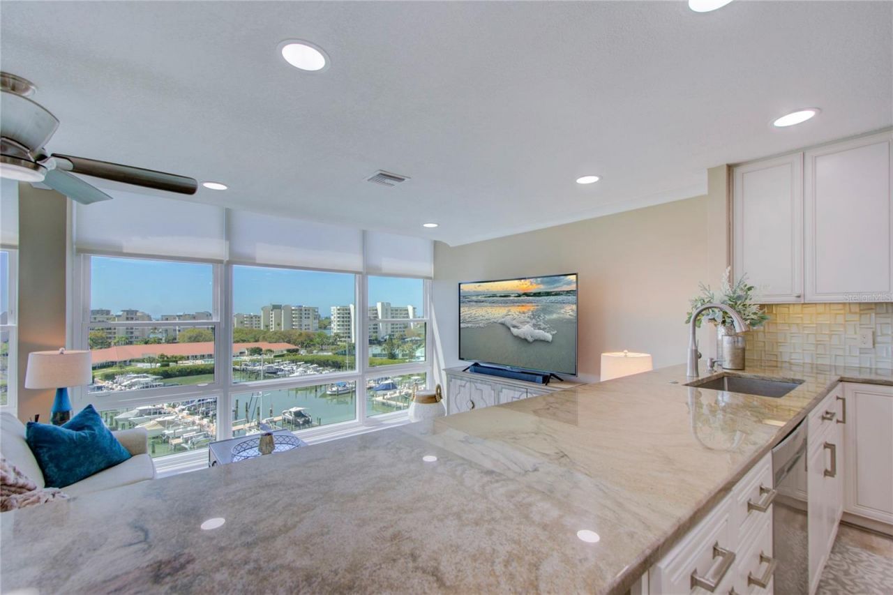 7600 Sun Island Drive S, Unit 804, South Pasadena, FL 33707 Photo