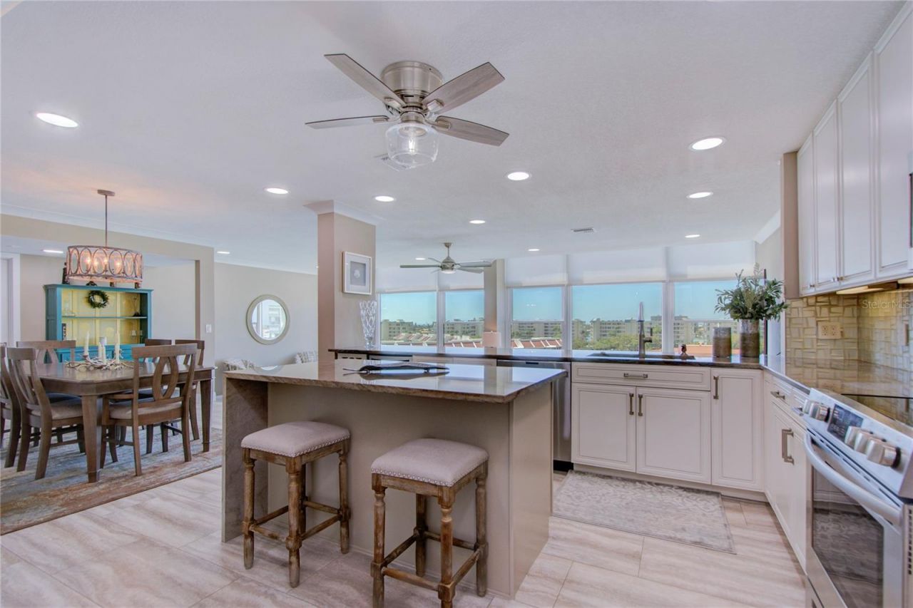 7600 Sun Island Drive S, Unit 804, South Pasadena, FL 33707 Photo