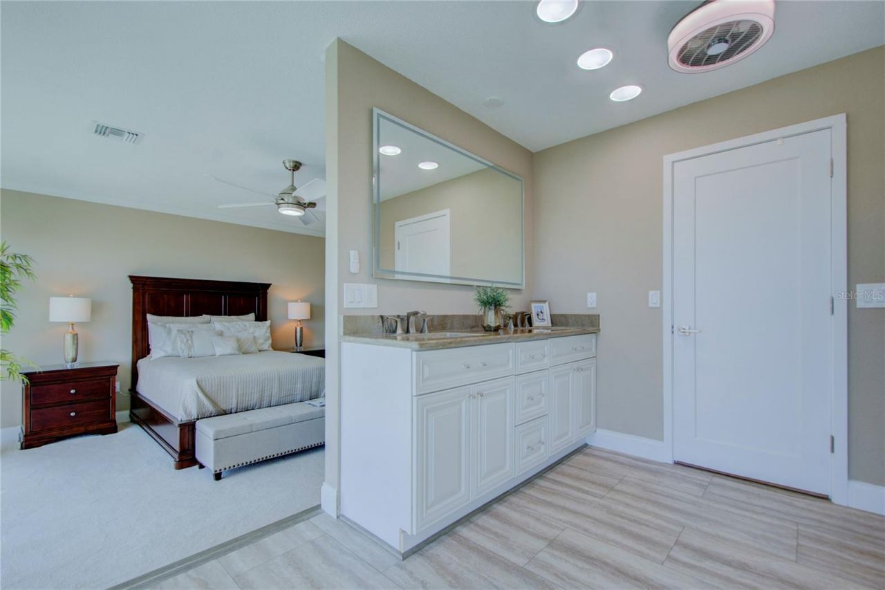 7600 Sun Island Drive S, Unit 804, South Pasadena, FL 33707 Photo
