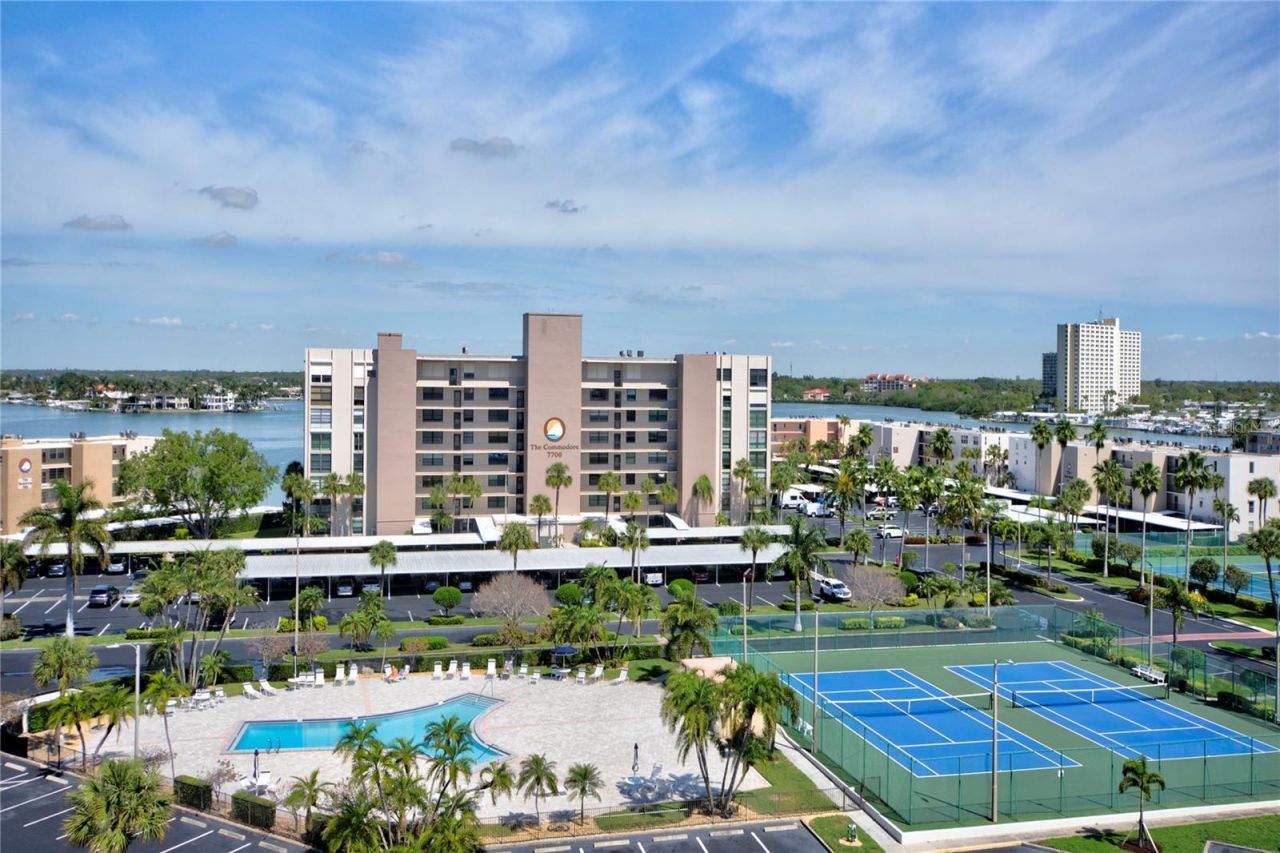 7600 Sun Island Drive S, Unit 804, South Pasadena, FL 33707 Photo
