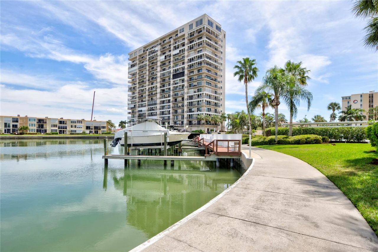 7600 Sun Island Drive S, Unit 804, South Pasadena, FL 33707 Photo