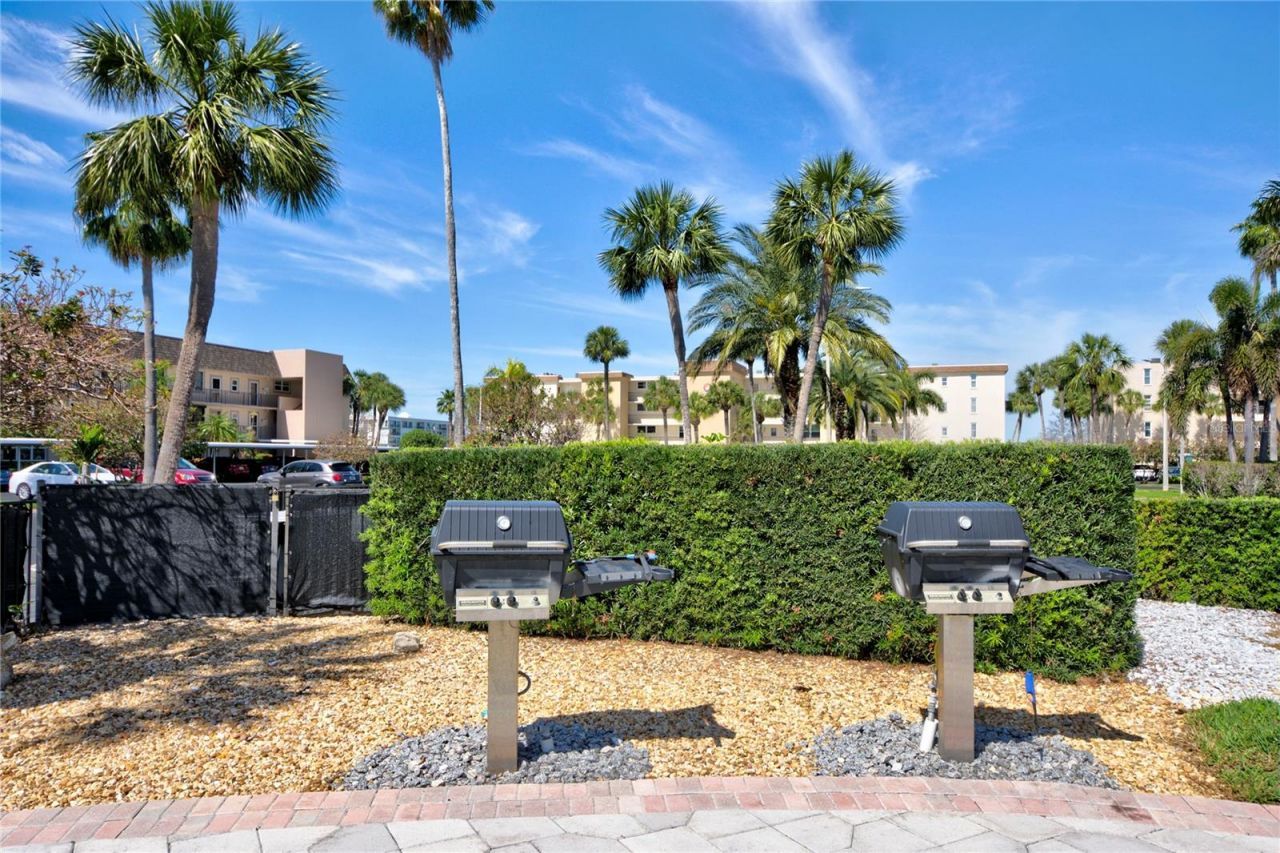 7600 Sun Island Drive S, Unit 804, South Pasadena, FL 33707 Photo