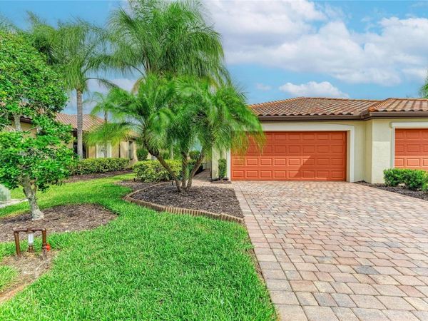 6623 CANDLESTICK DRIVE , BRADENTON, FL 34212