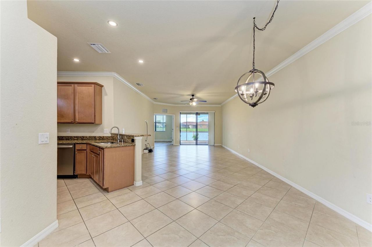 6623 Candlestick Drive, Bradenton, FL 34212 Photo