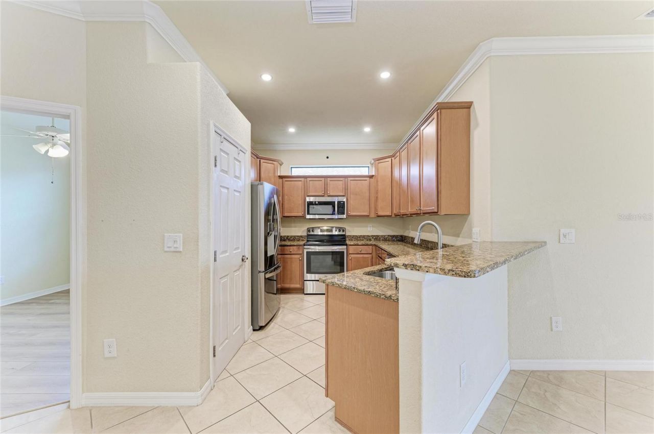 6623 Candlestick Drive, Bradenton, FL 34212 Photo