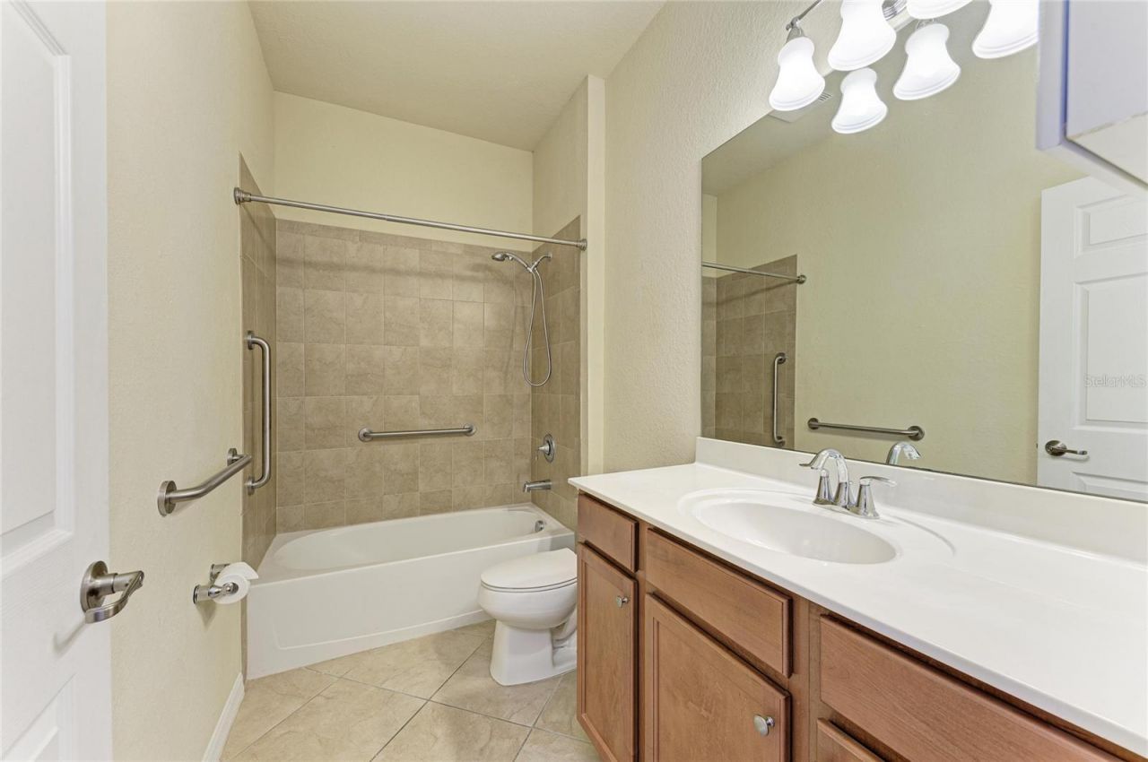 6623 Candlestick Drive, Bradenton, FL 34212 Photo