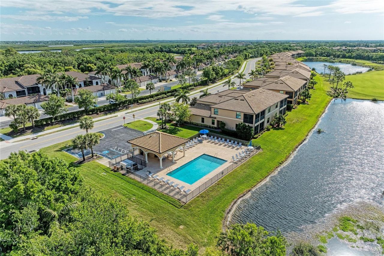 6623 Candlestick Drive, Bradenton, FL 34212 Photo