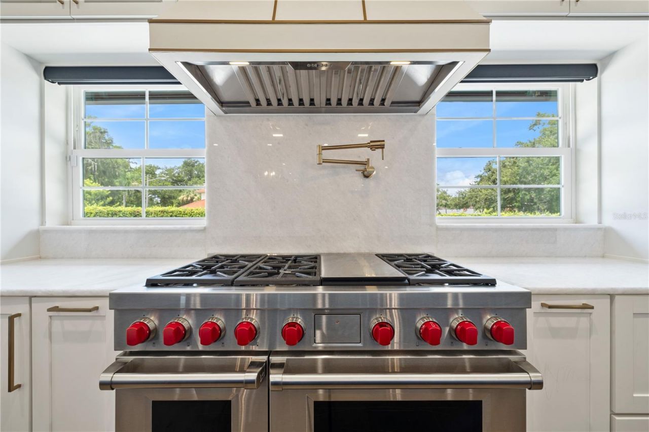 900 W Plant Street, Winter Garden, FL 34787 Photo