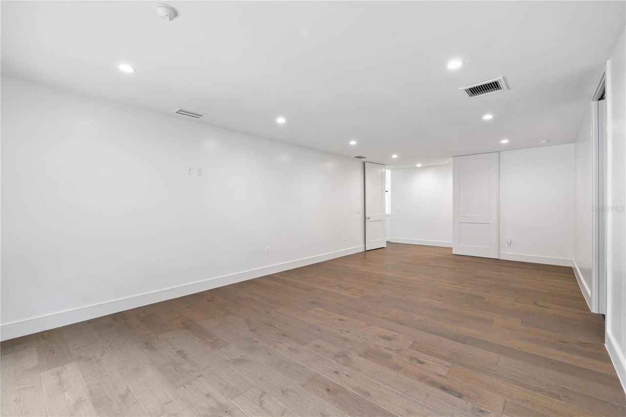 900 W Plant Street, Winter Garden, FL 34787 Photo
