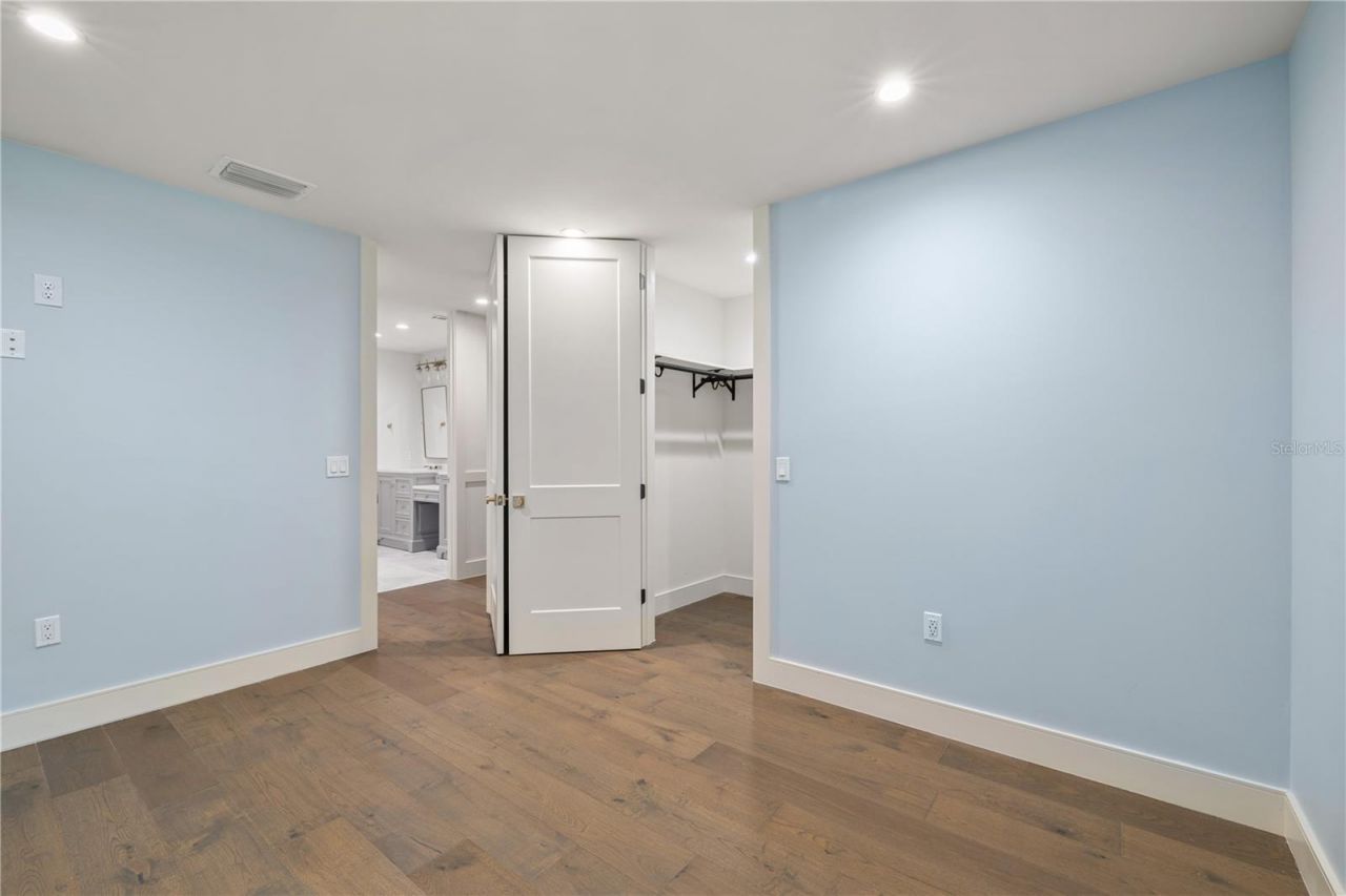 900 W Plant Street, Winter Garden, FL 34787 Photo