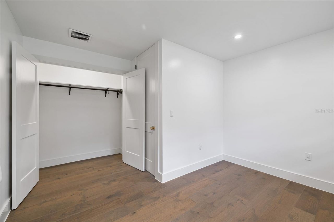 900 W Plant Street, Winter Garden, FL 34787 Photo