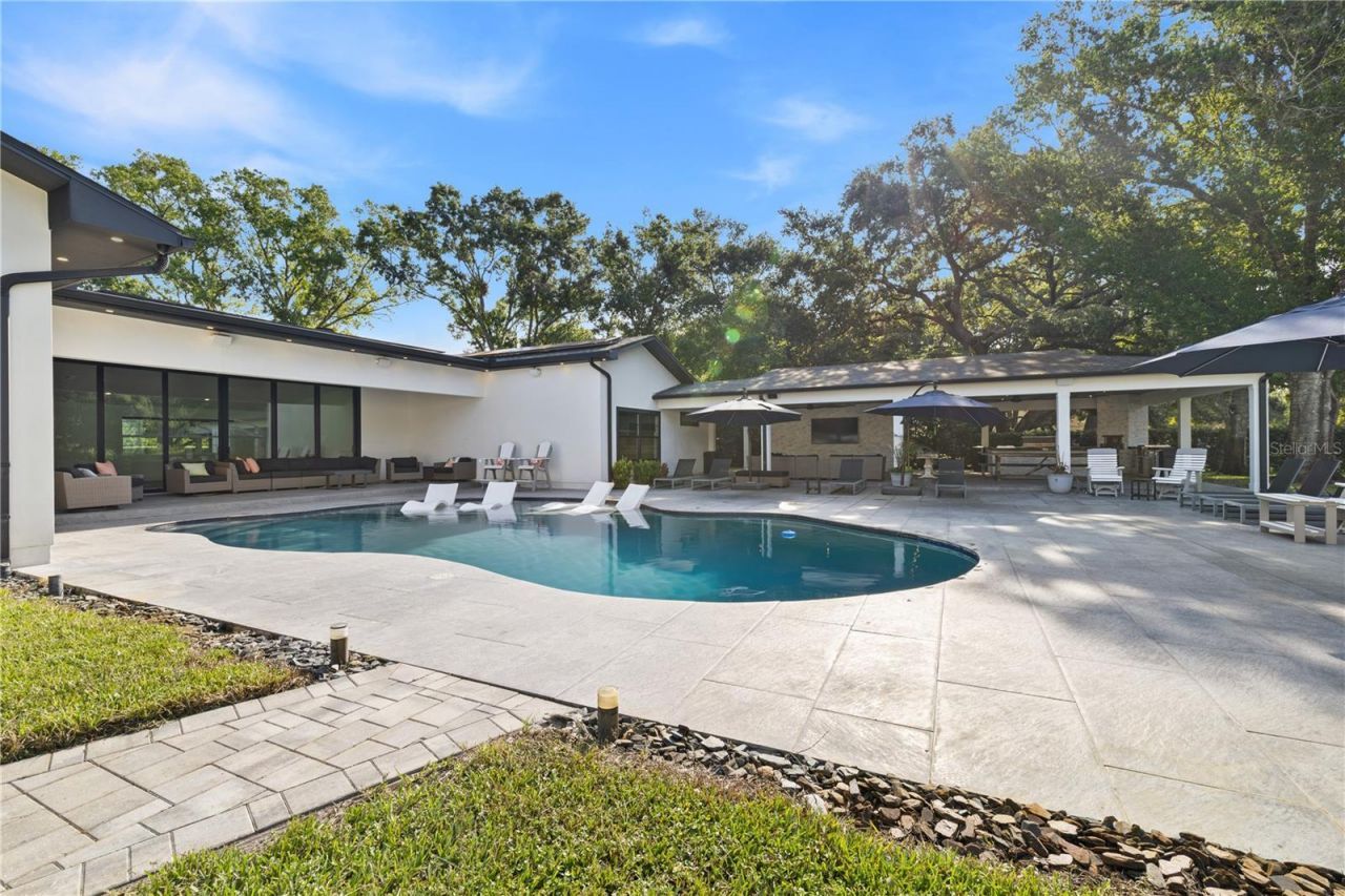 900 W Plant Street, Winter Garden, FL 34787 Photo