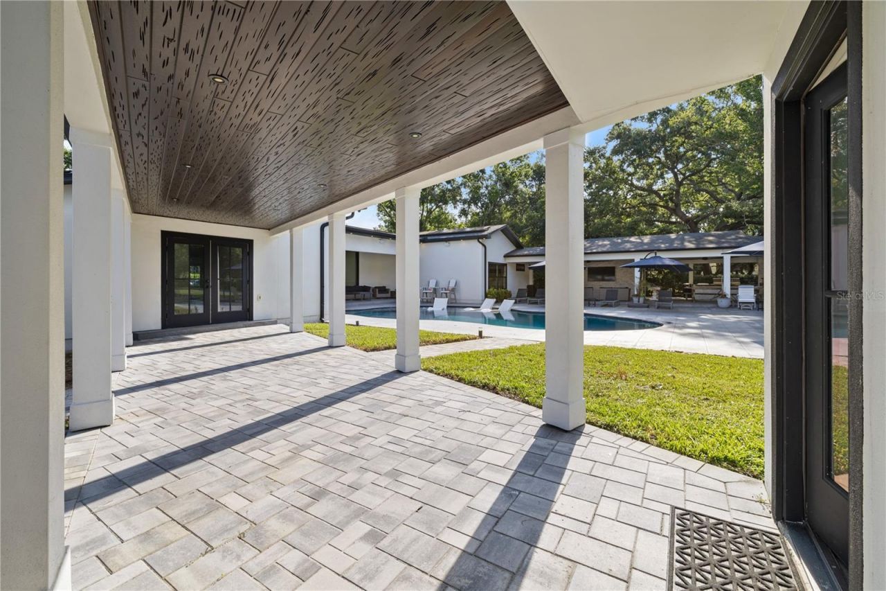 900 W Plant Street, Winter Garden, FL 34787 Photo