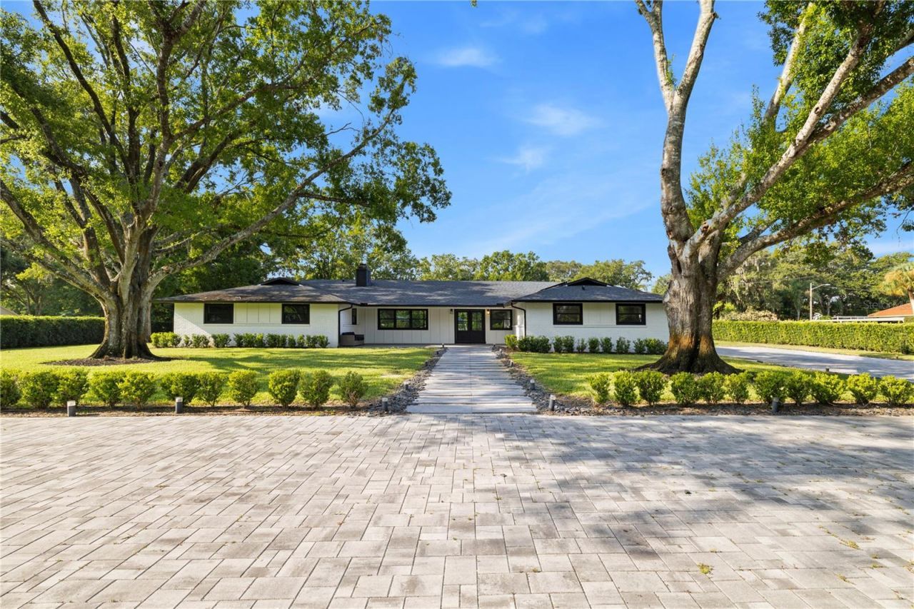 900 W Plant Street, Winter Garden, FL 34787 Photo