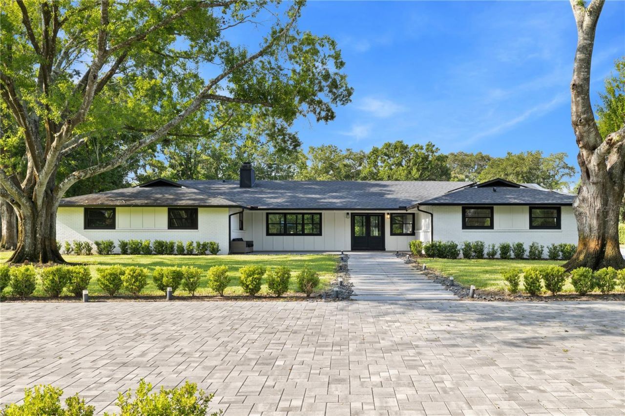 900 W Plant Street, Winter Garden, FL 34787 Photo
