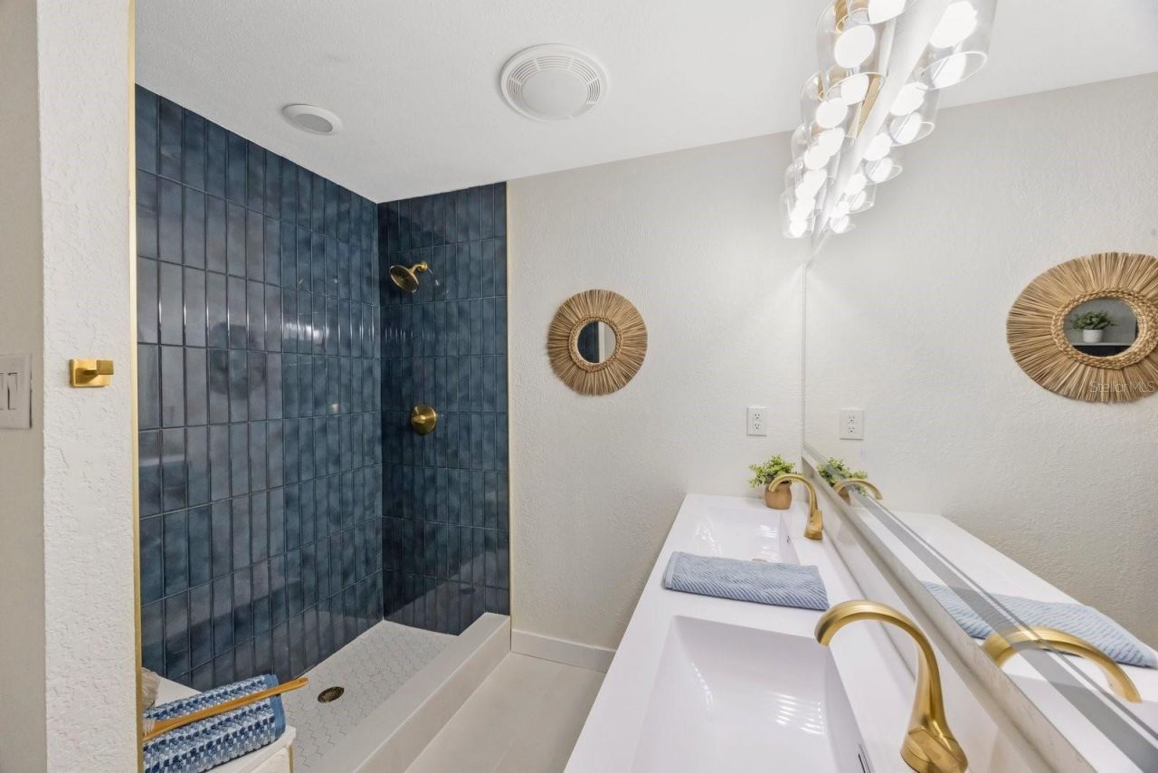 5020 15th Avenue N, Saint Petersburg, FL 33710 Photo