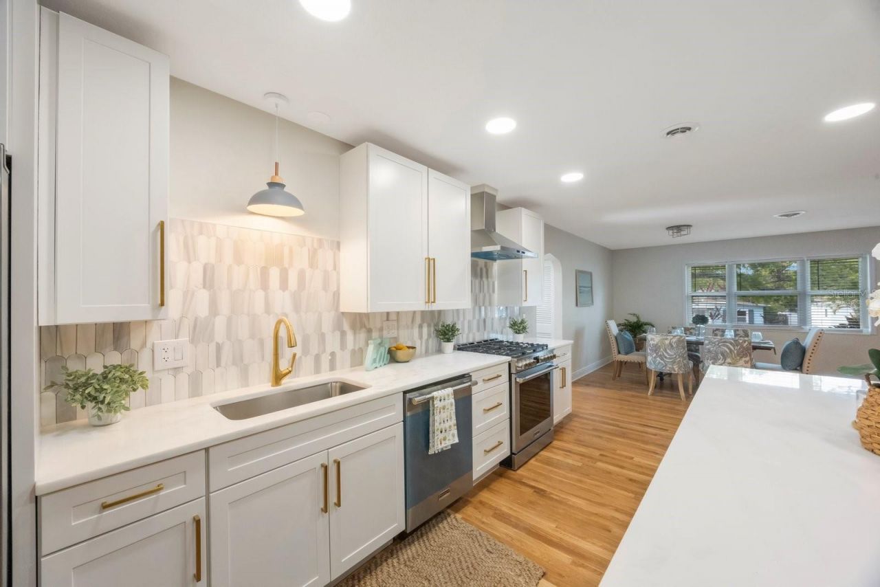 5020 15th Avenue N, Saint Petersburg, FL 33710 Photo