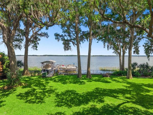 1000 N LAKESHORE BOULEVARD , HOWEY IN THE HILLS, FL 34737