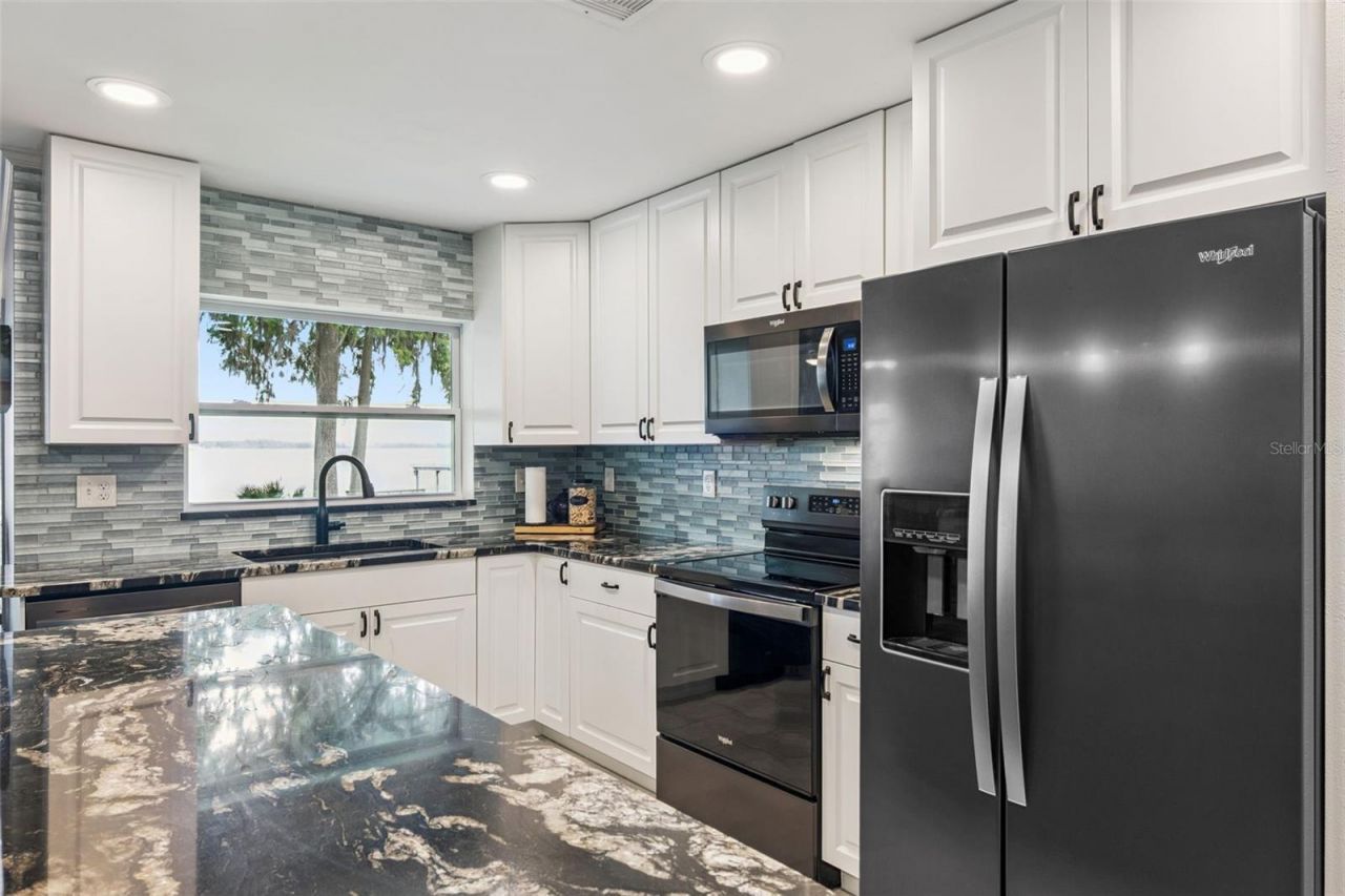 1000 N Lakeshore Boulevard, Howey in the Hills, FL 34737 Photo