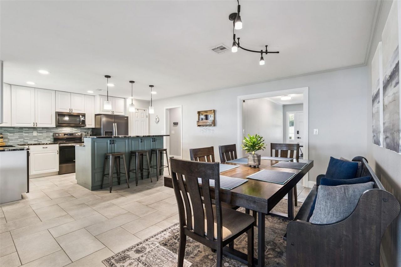 1000 N Lakeshore Boulevard, Howey in the Hills, FL 34737 Photo