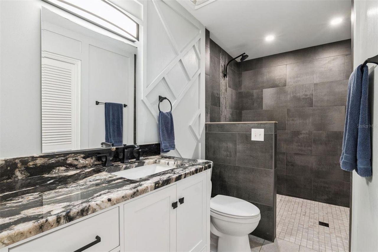 1000 N Lakeshore Boulevard, Howey in the Hills, FL 34737 Photo