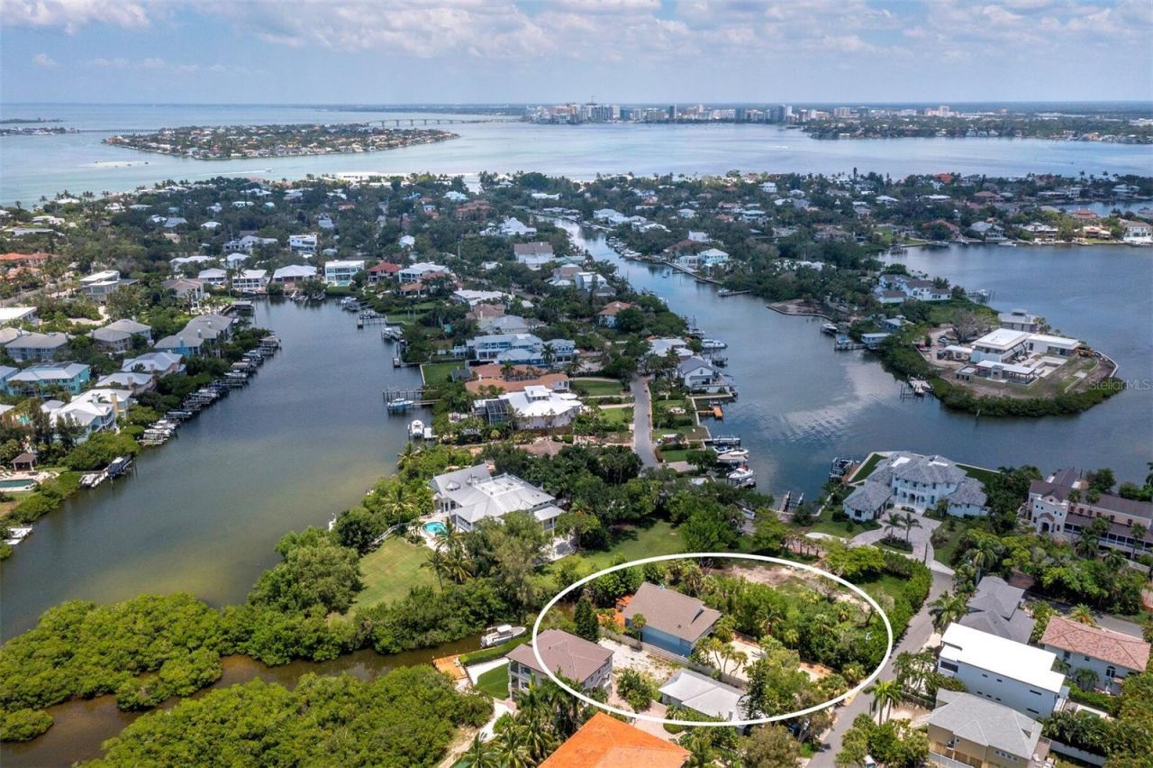 4114 Roberts Point Circle, Sarasota, FL 34242 Photo