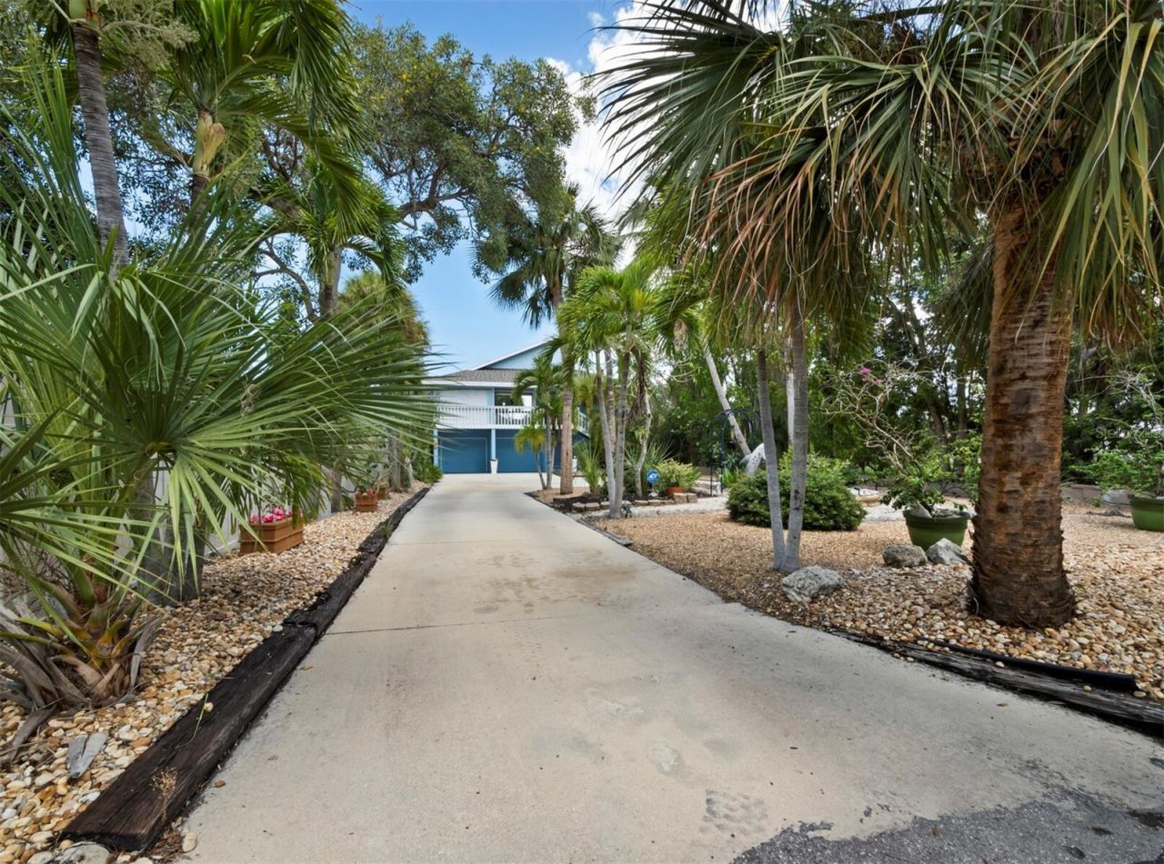 4114 Roberts Point Circle, Sarasota, FL 34242 Photo