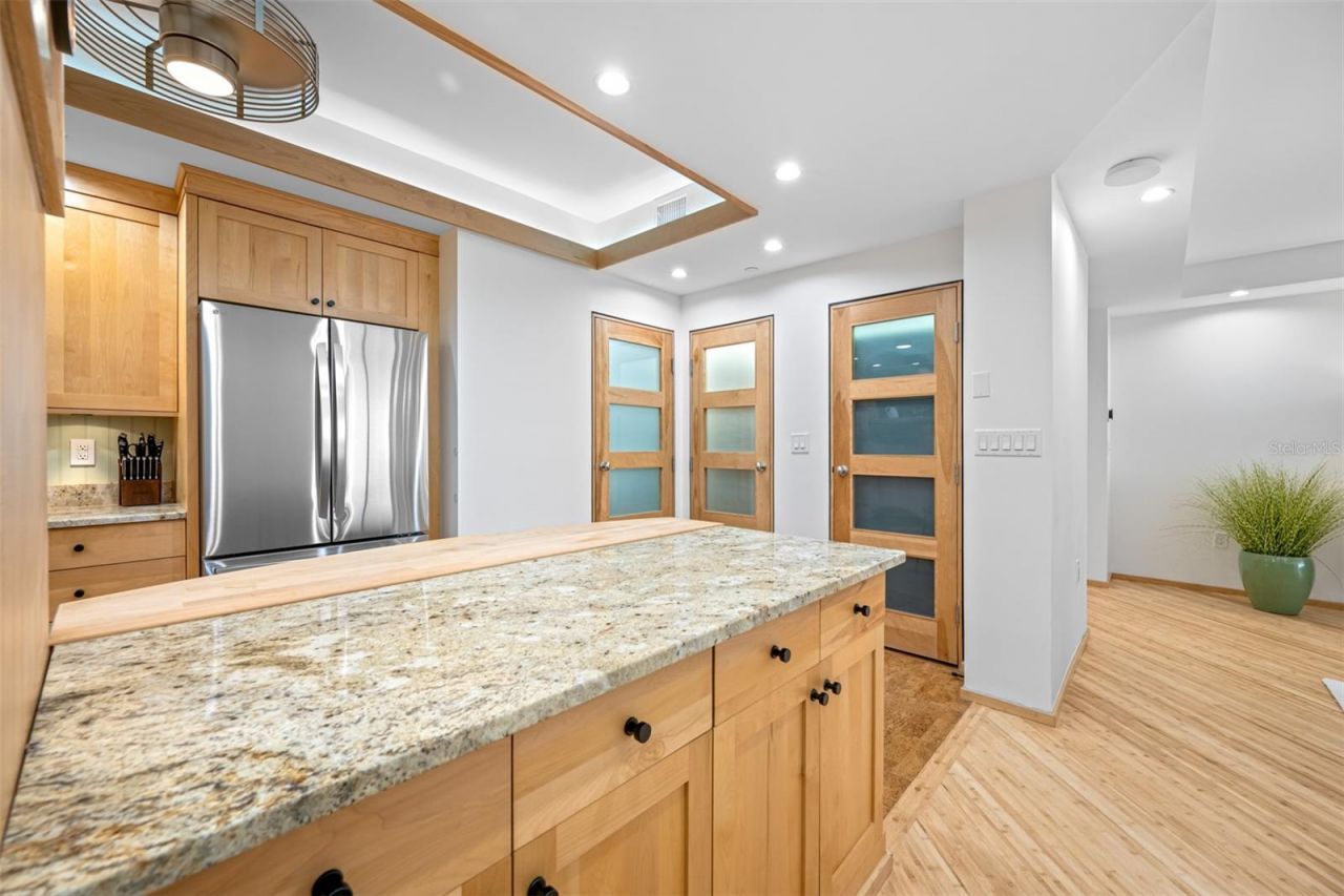 1 Beach Drive Se, Unit 2211, Saint Petersburg, FL 33701 Photo