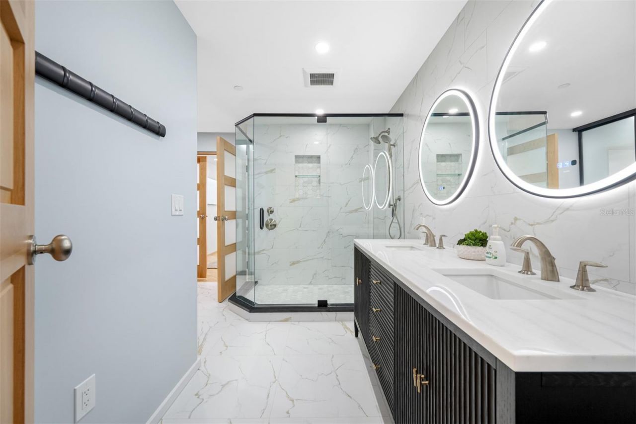 1 Beach Drive Se, Unit 2211, Saint Petersburg, FL 33701 Photo