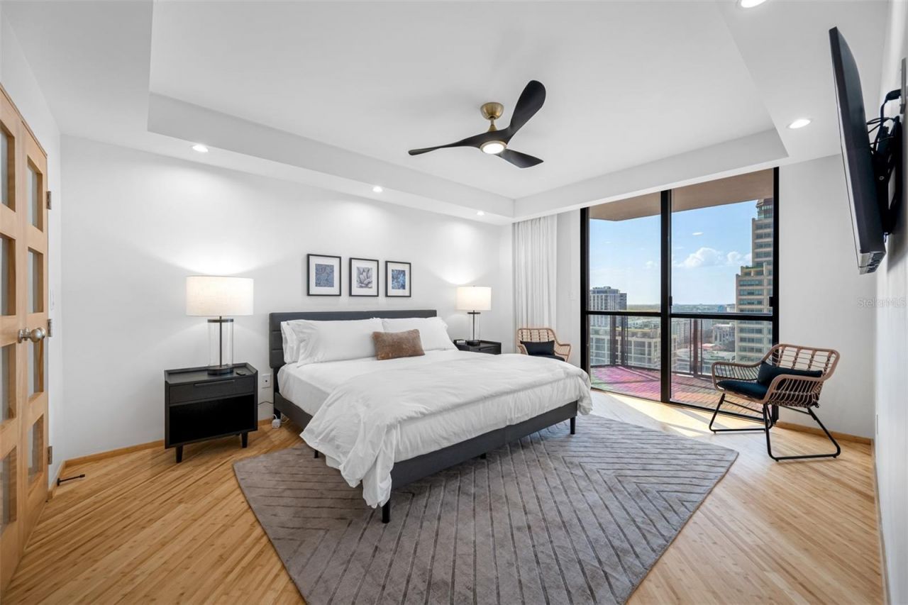 1 Beach Drive Se, Unit 2211, Saint Petersburg, FL 33701 Photo