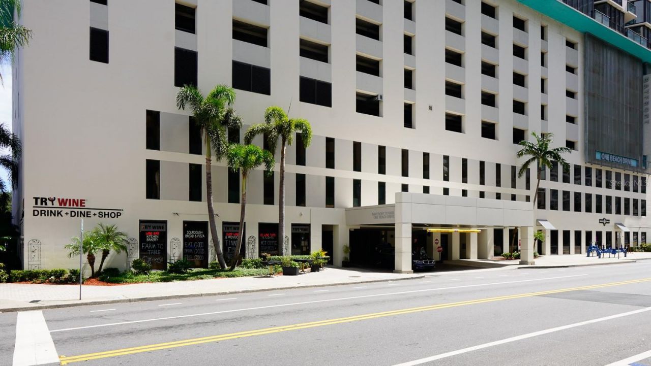 1 Beach Drive Se, Unit 2211, Saint Petersburg, FL 33701 Photo