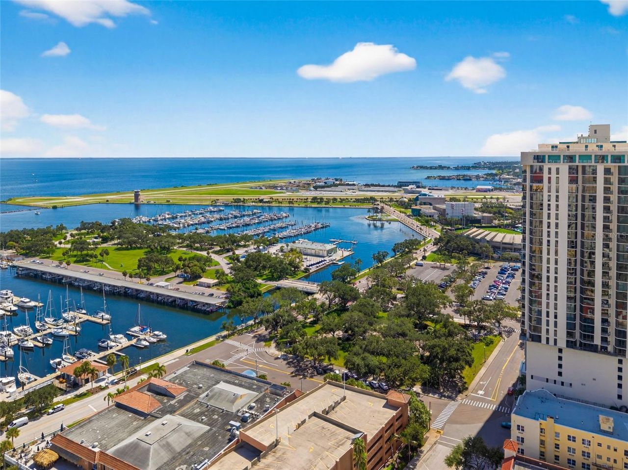 1 Beach Drive Se, Unit 2211, Saint Petersburg, FL 33701 Photo