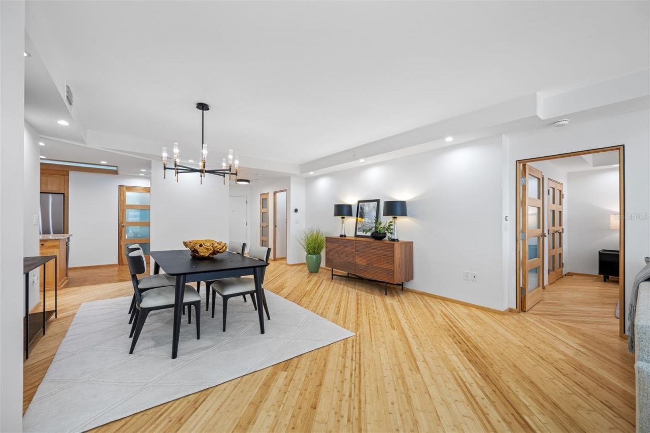 1 Beach Drive Se, Unit 2211, Saint Petersburg, FL 33701 Photo