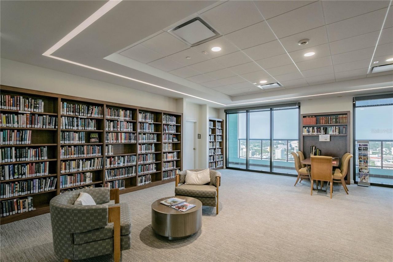 1 Beach Drive Se, Unit 2211, Saint Petersburg, FL 33701 Photo