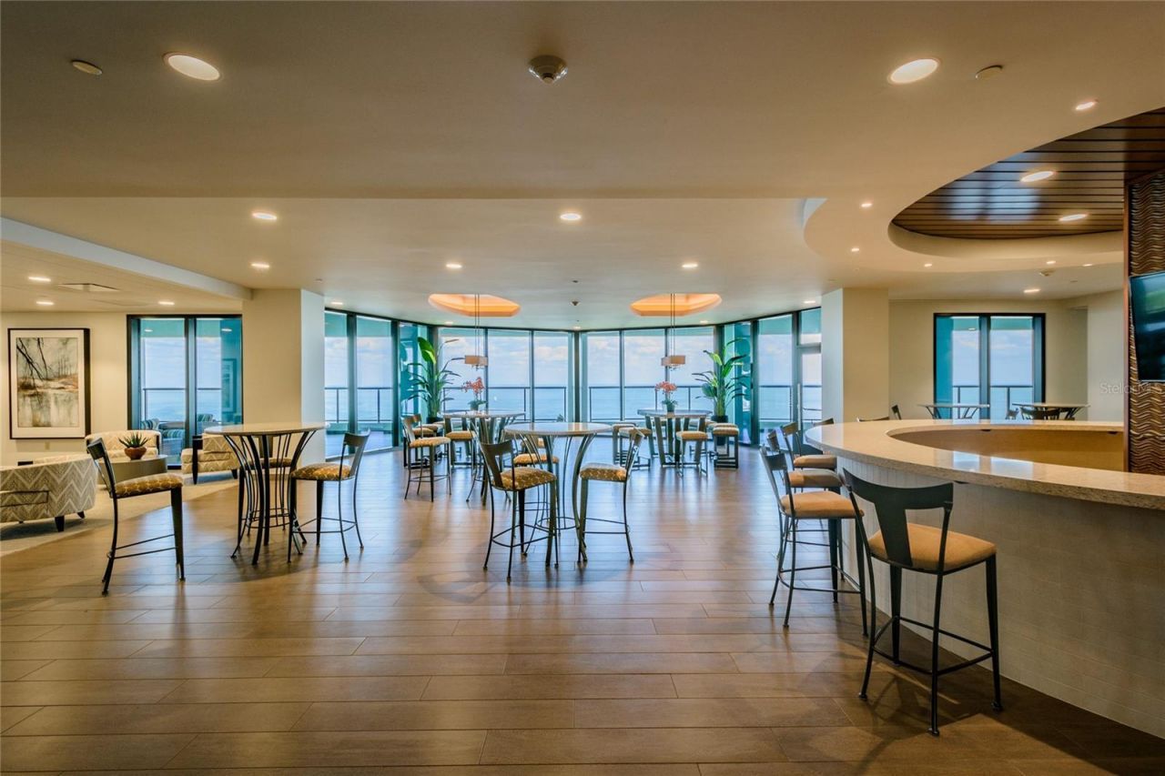 1 Beach Drive Se, Unit 2211, Saint Petersburg, FL 33701 Photo