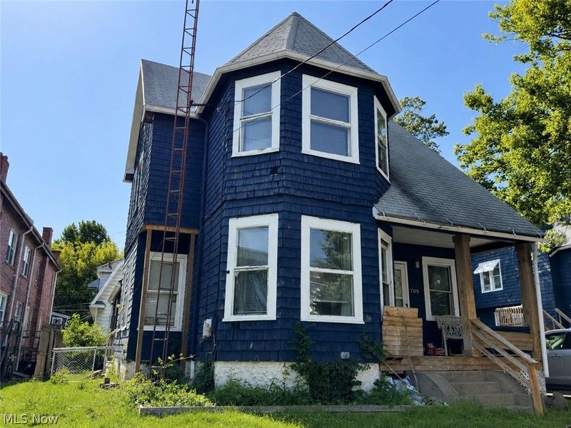 709 Fulton Road NW, Canton, OH 44703 Photo 1