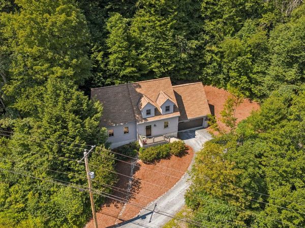 22 Cove Drive, Grantham, NH 03753