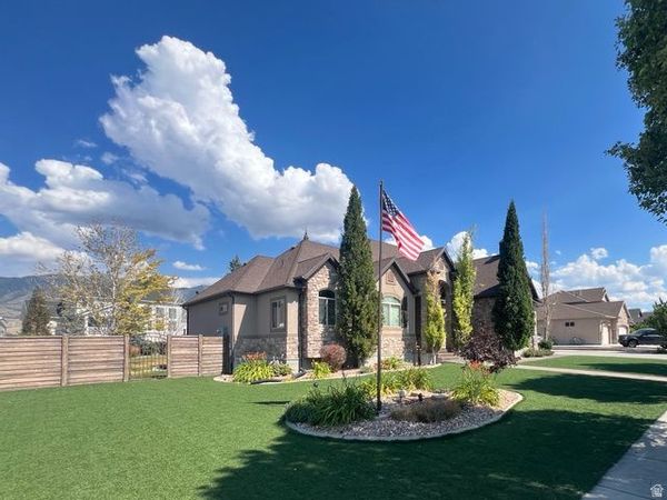 5352 N HORSESHOE DR , Stansbury Park, UT 84074