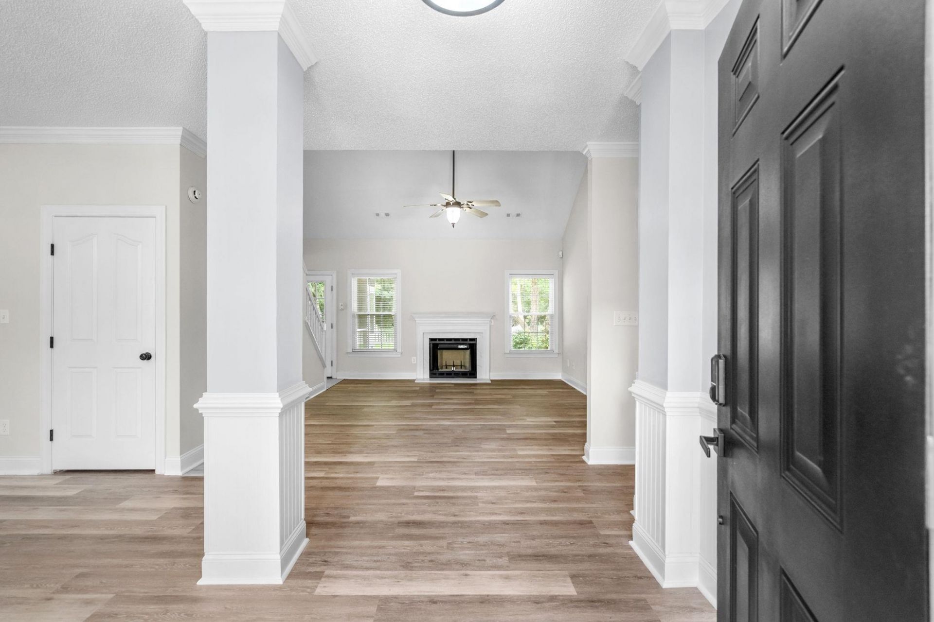 4002 Edenborough Dr. Photo 10